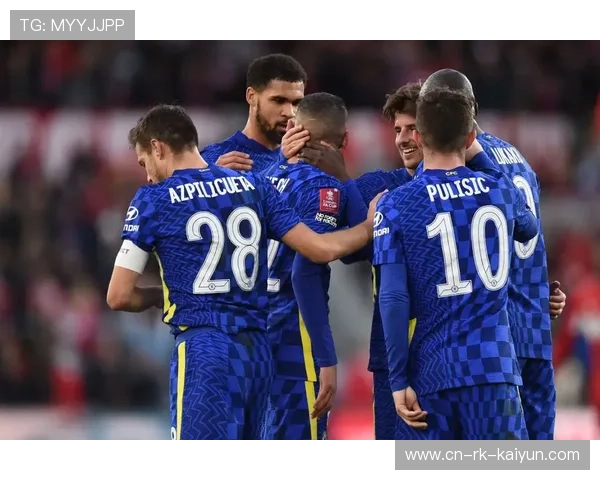 南安普顿迎战切尔西，力求保级关键战，南安普顿和切尔西